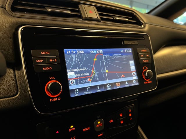 2019 NISSAN LEAF - 21