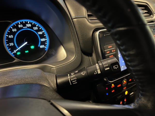 2019 NISSAN LEAF - 16