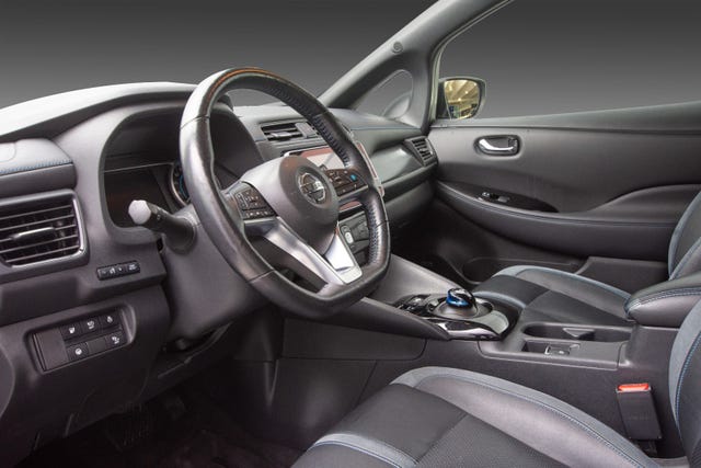2019 NISSAN LEAF - 15
