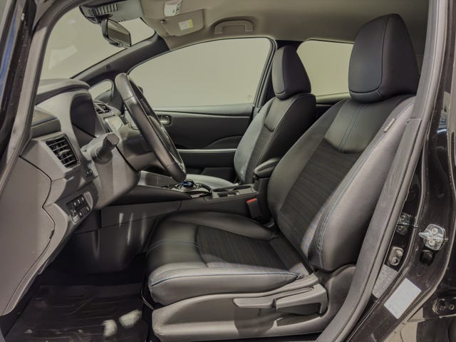 2020 NISSAN LEAF - 7