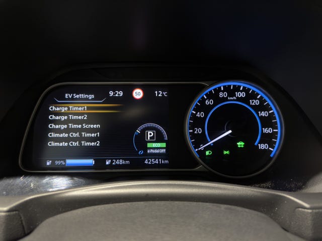 2020 NISSAN LEAF - 19