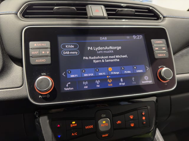 2020 NISSAN LEAF - 21