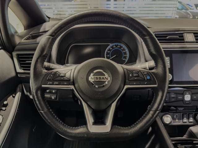 2020 NISSAN LEAF - 16