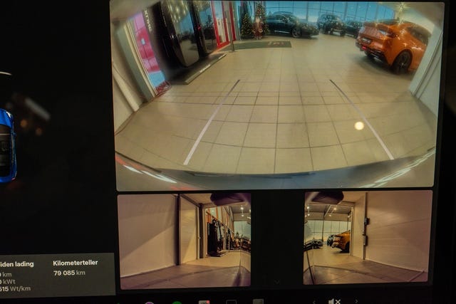 2021 TESLA MODEL 3 - 23