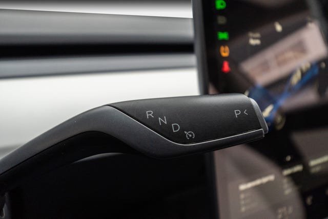 2021 TESLA MODEL 3 - 25