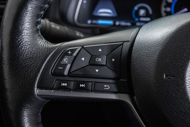 2020 NISSAN LEAF - 20