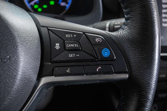 2020 NISSAN LEAF - 21