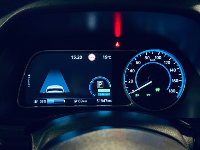 2019 NISSAN LEAF - 14