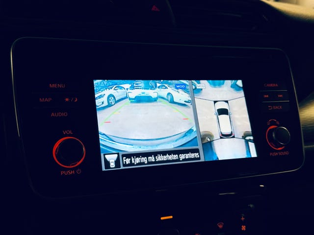 2019 NISSAN LEAF - 12