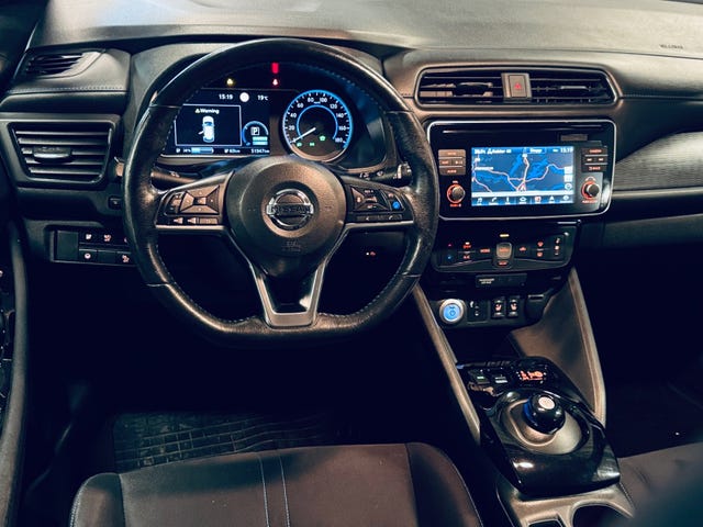 2019 NISSAN LEAF - 7