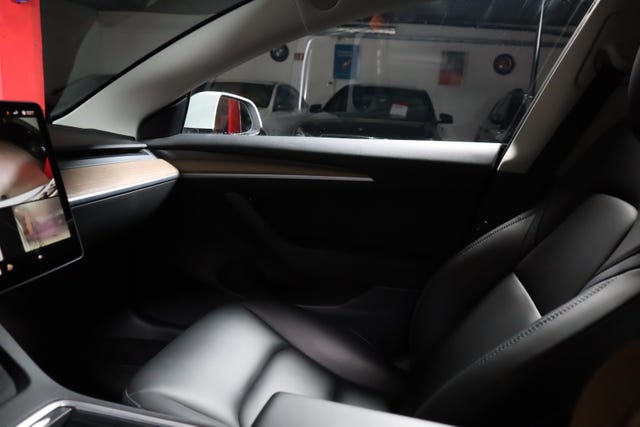 2021 TESLA MODEL 3 - 38