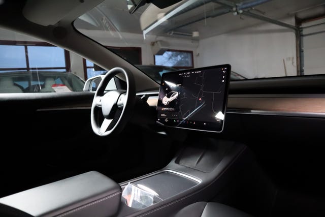 2021 TESLA MODEL 3 - 25
