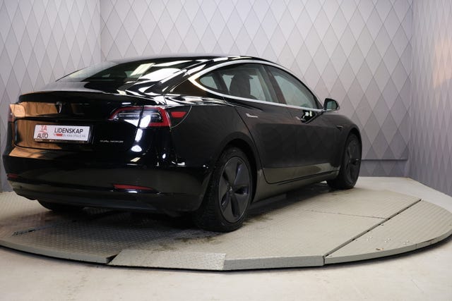 2019 TESLA MODEL 3 - 9