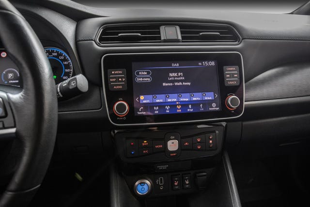 2020 NISSAN LEAF - 12