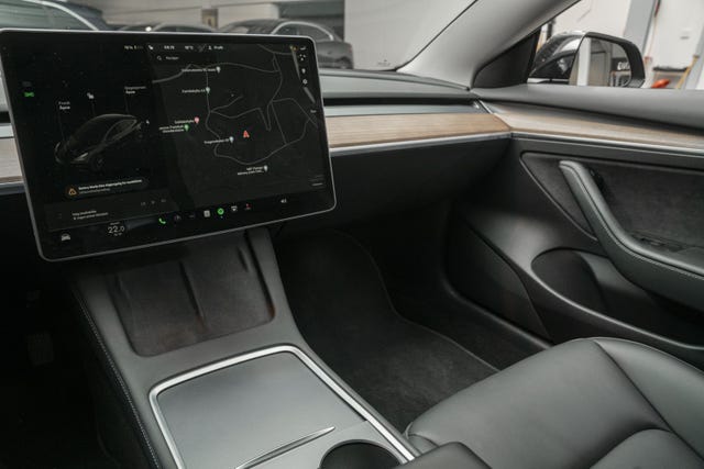 2022 TESLA MODEL 3 - 10