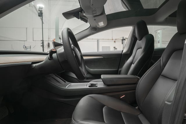 2022 TESLA MODEL 3 - 9