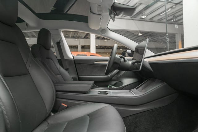 2022 TESLA MODEL 3 - 21