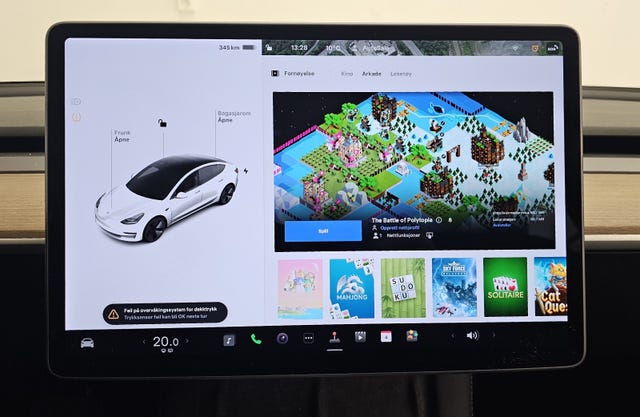 2021 TESLA MODEL 3 - 26
