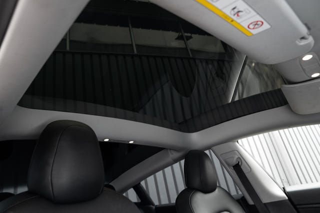 2021 TESLA MODEL 3 - 22