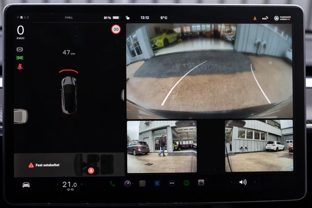 2021 TESLA MODEL 3 - 28