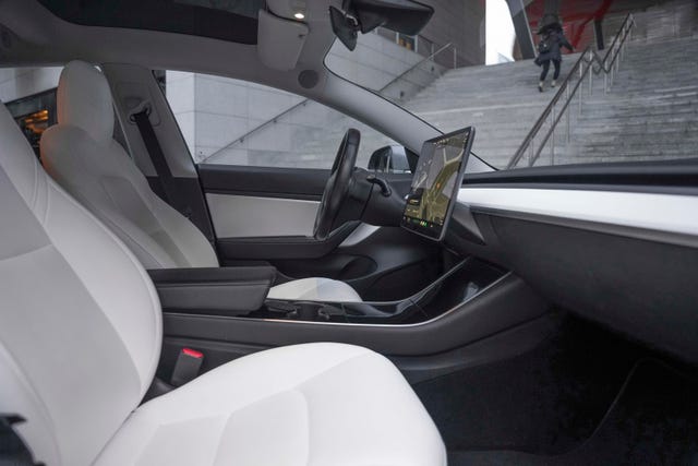 2019 TESLA MODEL 3 - 19