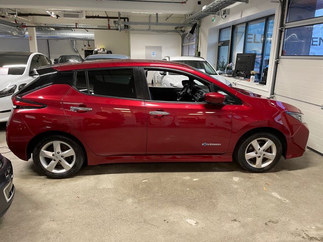 SJNFAAZE1U0050991 2019 NISSAN LEAF-5