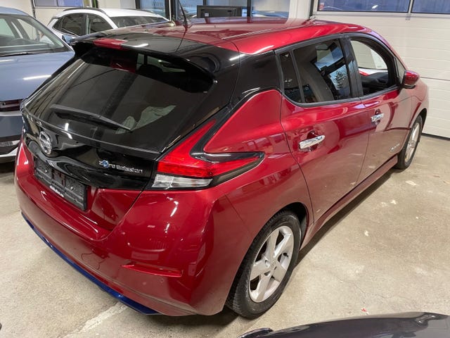 2019 NISSAN LEAF - 41