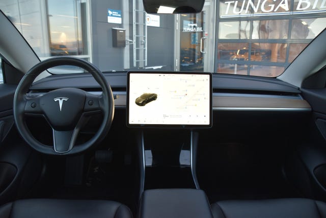 2019 TESLA MODEL 3 - 20