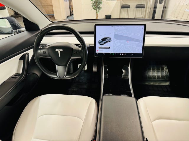 2019 TESLA MODEL 3 - 14