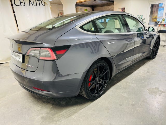 2019 TESLA MODEL 3 - 11