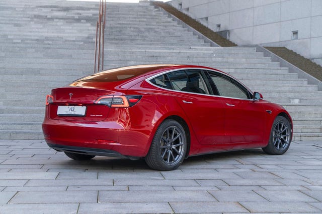 2019 TESLA MODEL 3 - 7