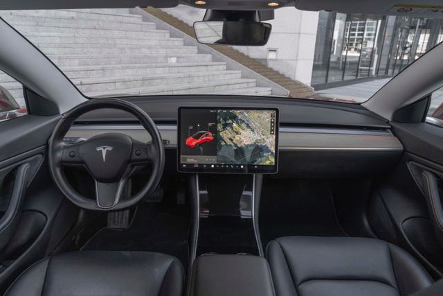2019 TESLA MODEL 3 - 18
