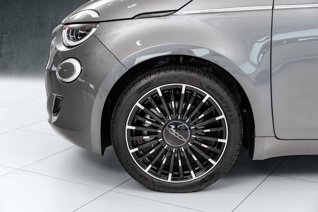 2022 FIAT 500 - 6