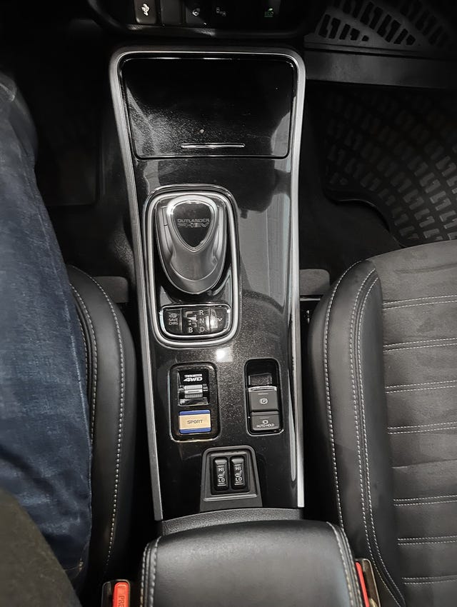 2020 MITSUBISHI OUTLANDER - 13