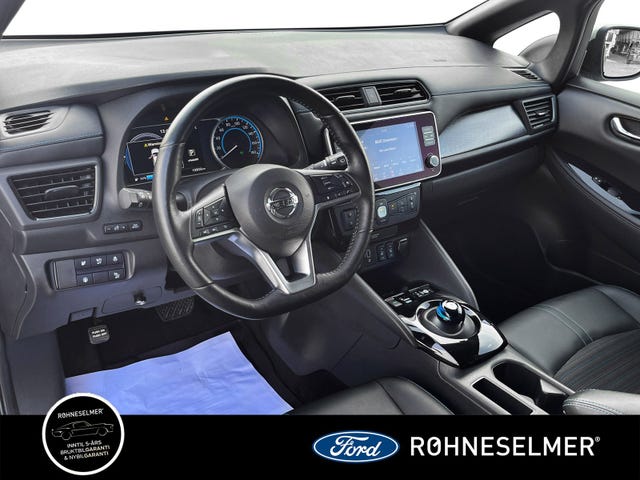 2019 NISSAN LEAF - 10
