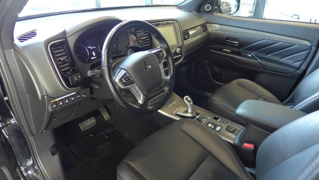 2020 MITSUBISHI OUTLANDER - 11