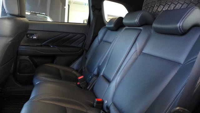 2020 MITSUBISHI OUTLANDER - 25