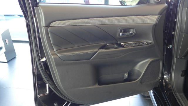 2020 MITSUBISHI OUTLANDER - 13