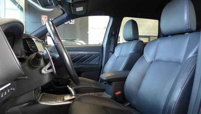 2020 MITSUBISHI OUTLANDER - 10