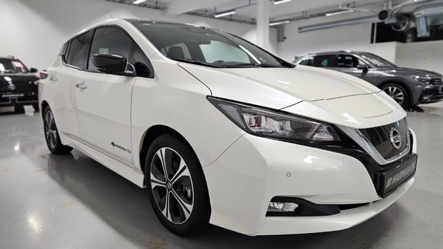 SJNFAAZE1U0039506 2019 NISSAN LEAF-2