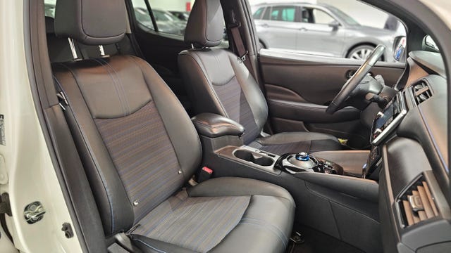 2019 NISSAN LEAF - 43