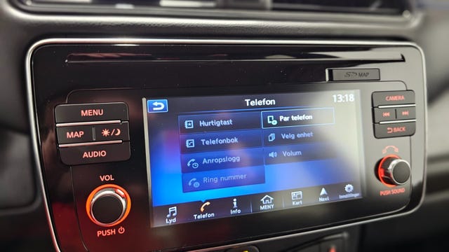 2019 NISSAN LEAF - 35