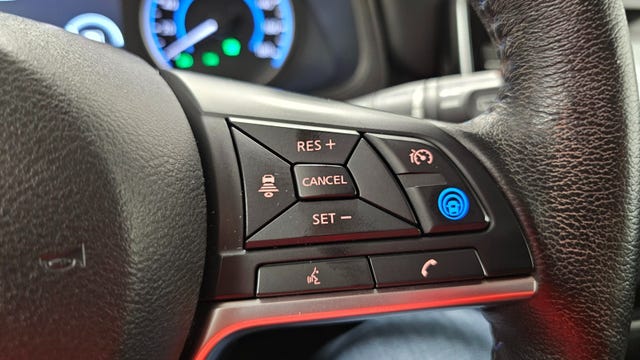 2019 NISSAN LEAF - 24