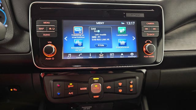 2019 NISSAN LEAF - 29