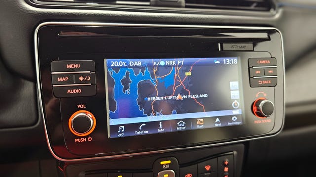 2019 NISSAN LEAF - 34