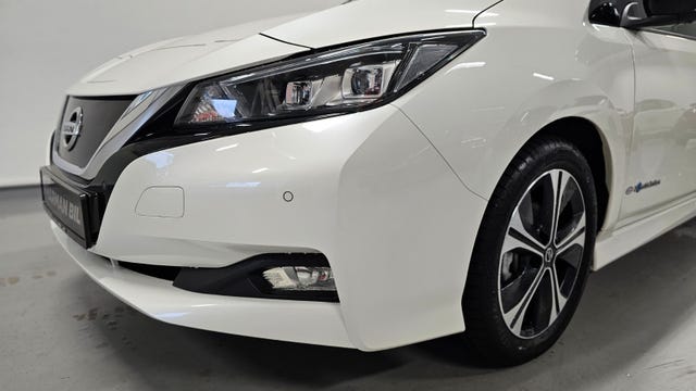 2019 NISSAN LEAF - 8