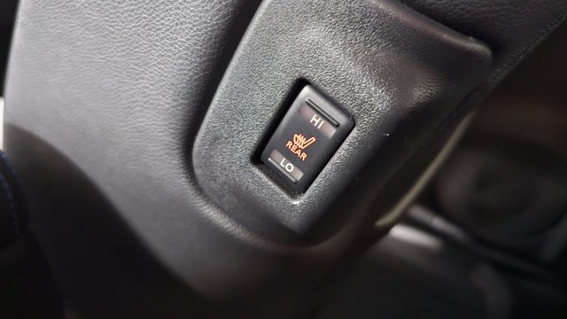 2019 NISSAN LEAF - 17