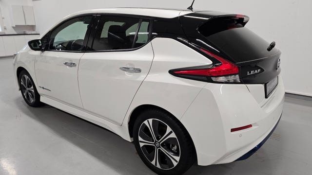 SJNFAAZE1U0039506 2019 NISSAN LEAF-4