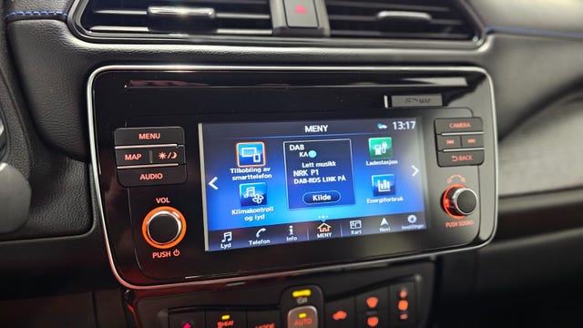 2019 NISSAN LEAF - 31