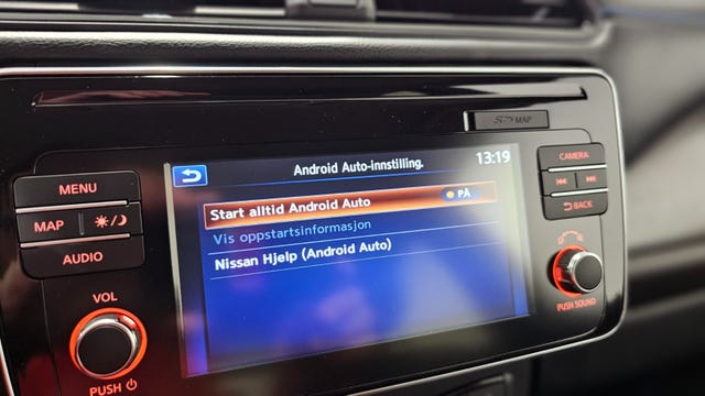 2019 NISSAN LEAF - 36